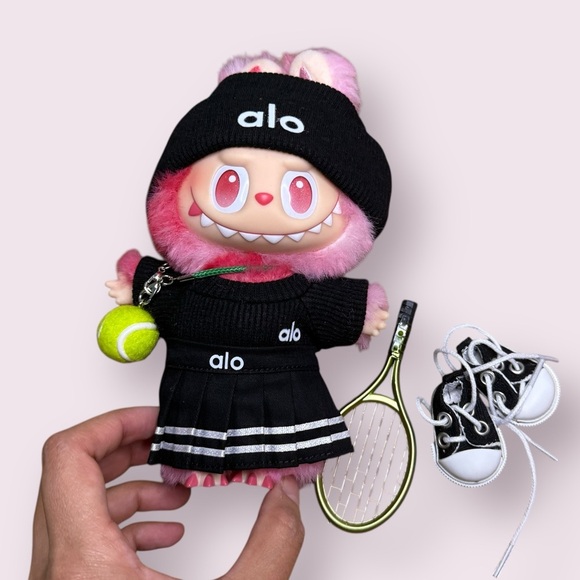 Labubu Alo Tennis Outfit – Black or White (Sold Separately) - Picture 9 of 12